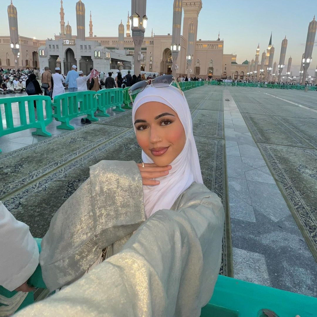 Bronzing Outer Wear Abaya (one size only)